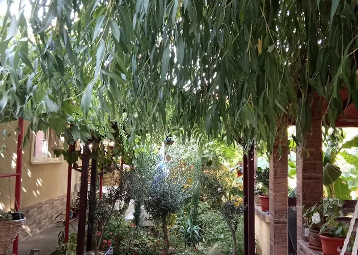 بيت ضيافة Kallithea