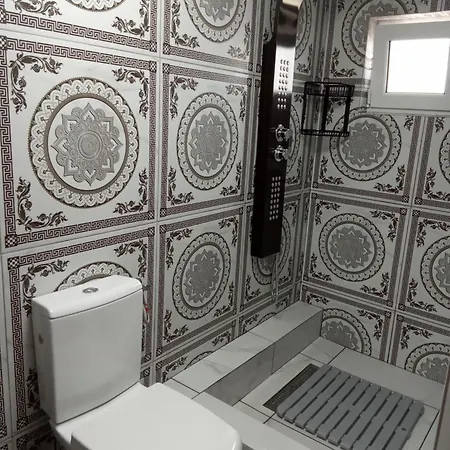 Kallithea Guest house *